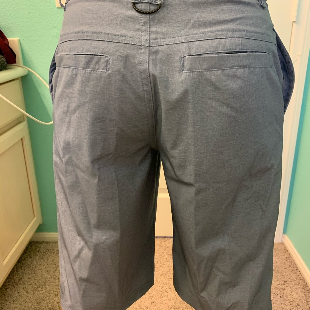 Shorts - Picture 4 of 4